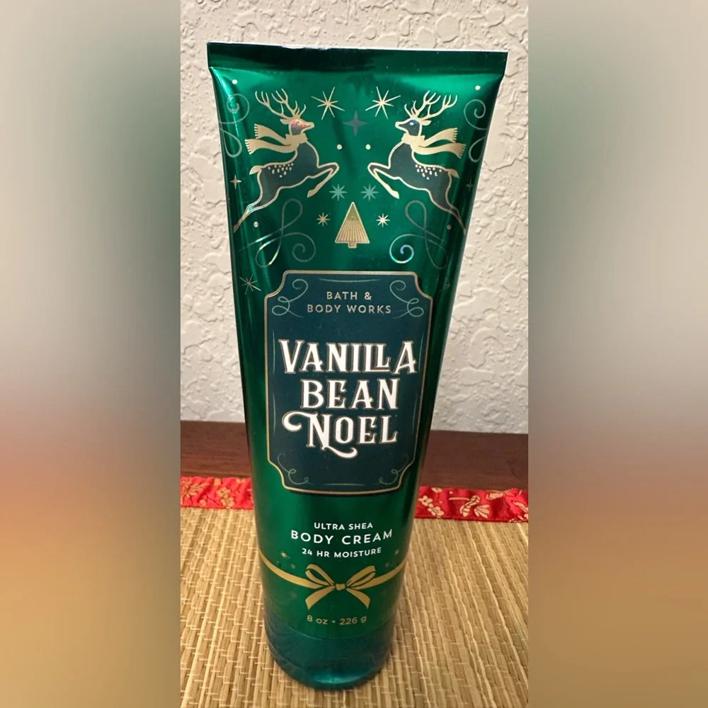Bath and Body Works Vanilla Bean Noel THREE NWT 8 oz Body Cream Crème Bu…